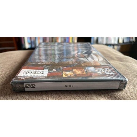 Seven - DVD - NEW - Brad Pitt, Morgan Freeman - Picture 3 of 3